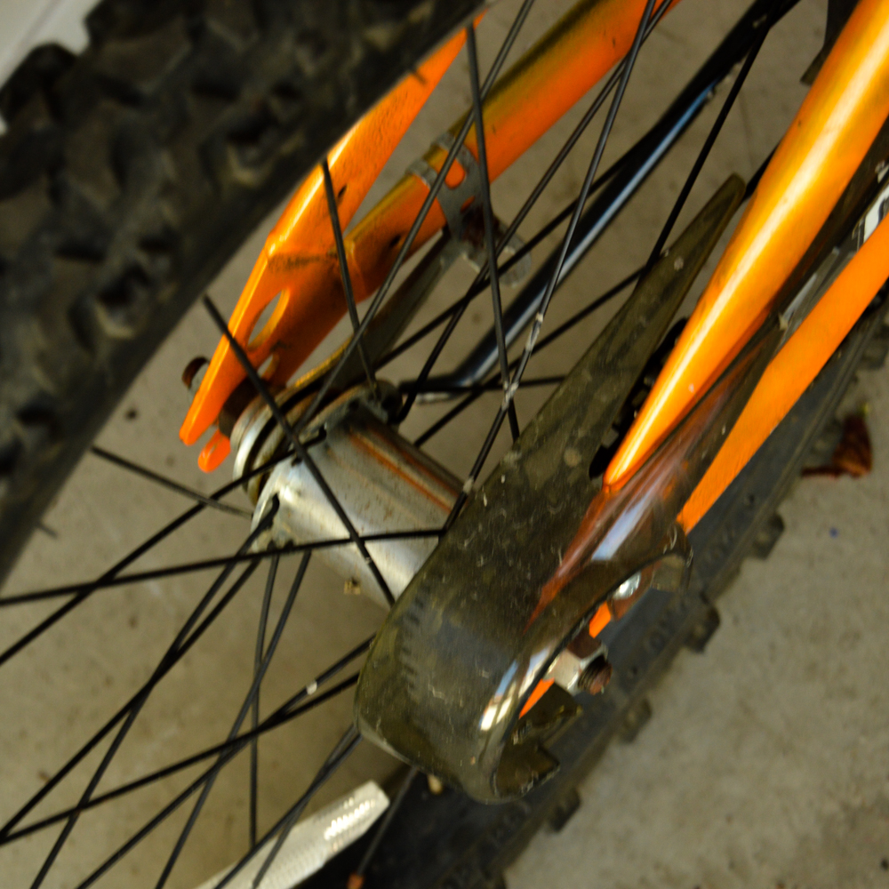 Boy's Orange Magna Rip Claw Bike