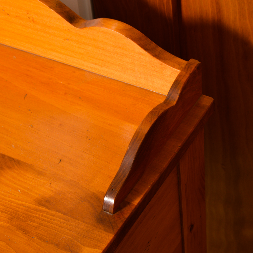 Pennsylvania House Honey Maple Night Stand