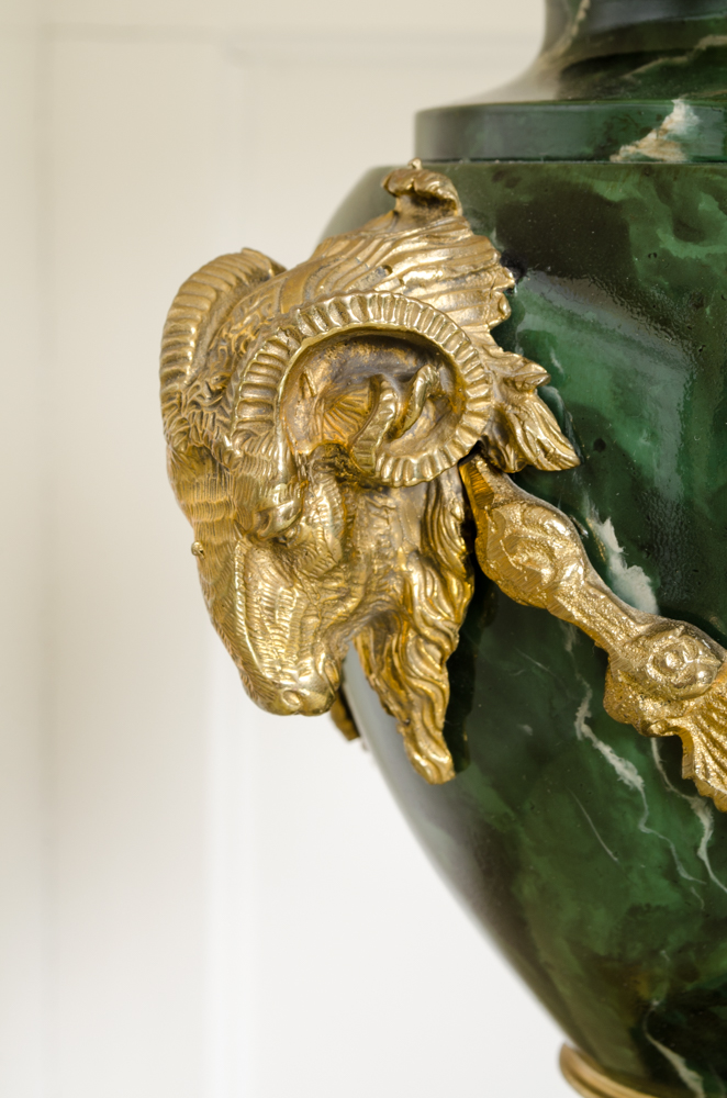 Neoclassical Style Table Lamp