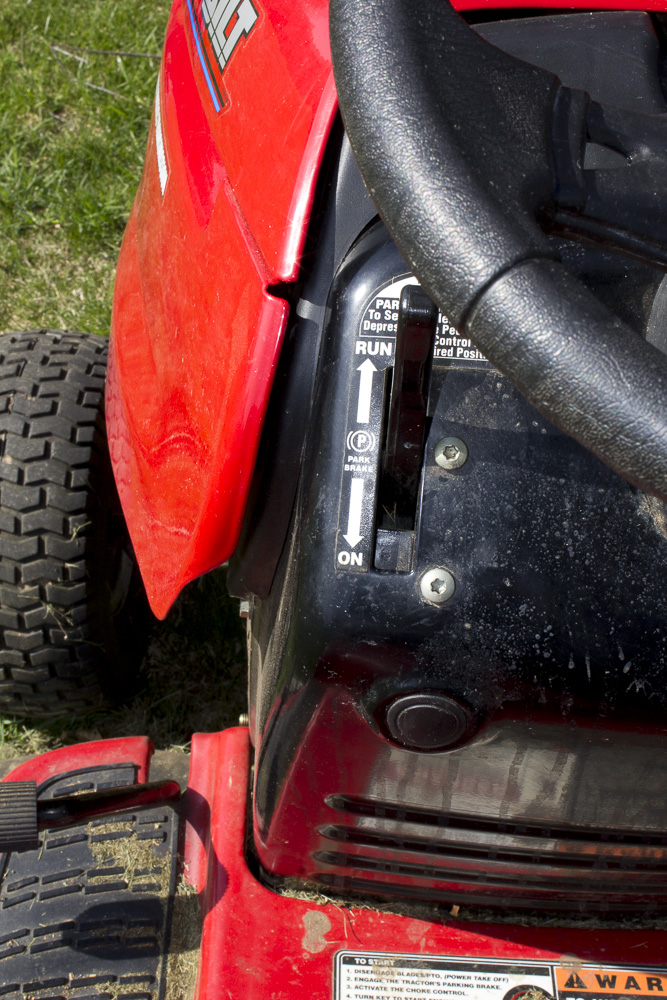 Troy-Bilt Bronco Gas Riding Lawn Mower