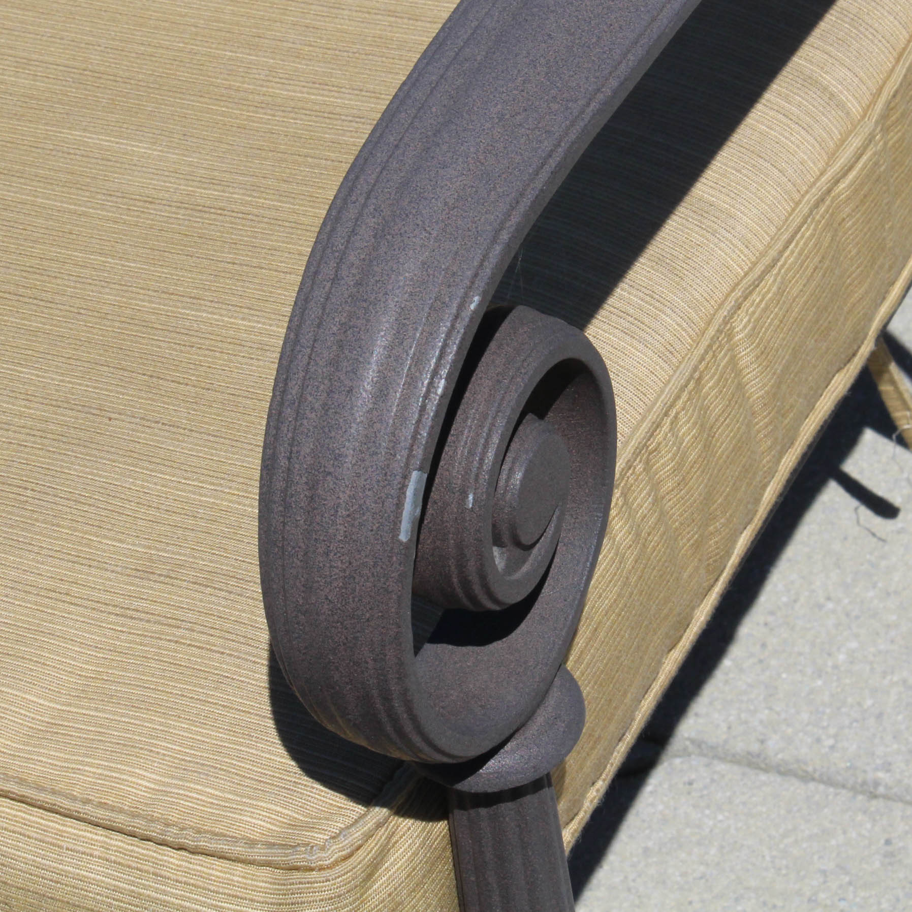 Carter Grandle Patio Furniture Set