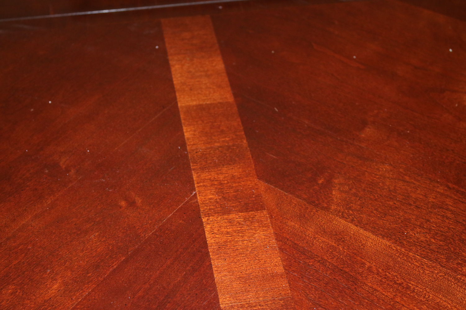 Lexington Cherry Dining Table and Chairs