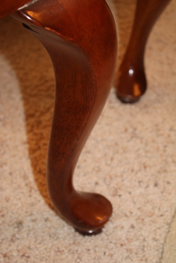 Lexington Cherry Dining Table and Chairs