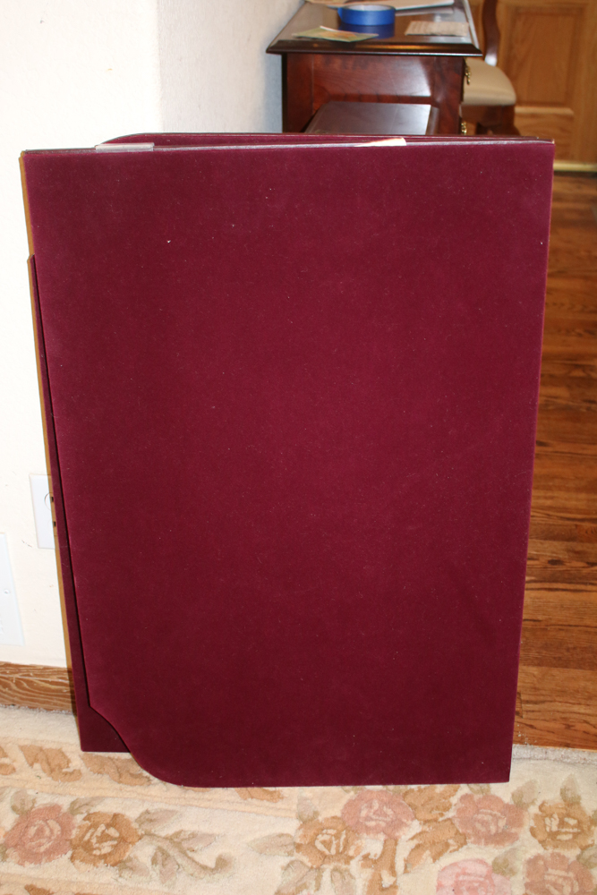 Lexington Cherry Dining Table and Chairs