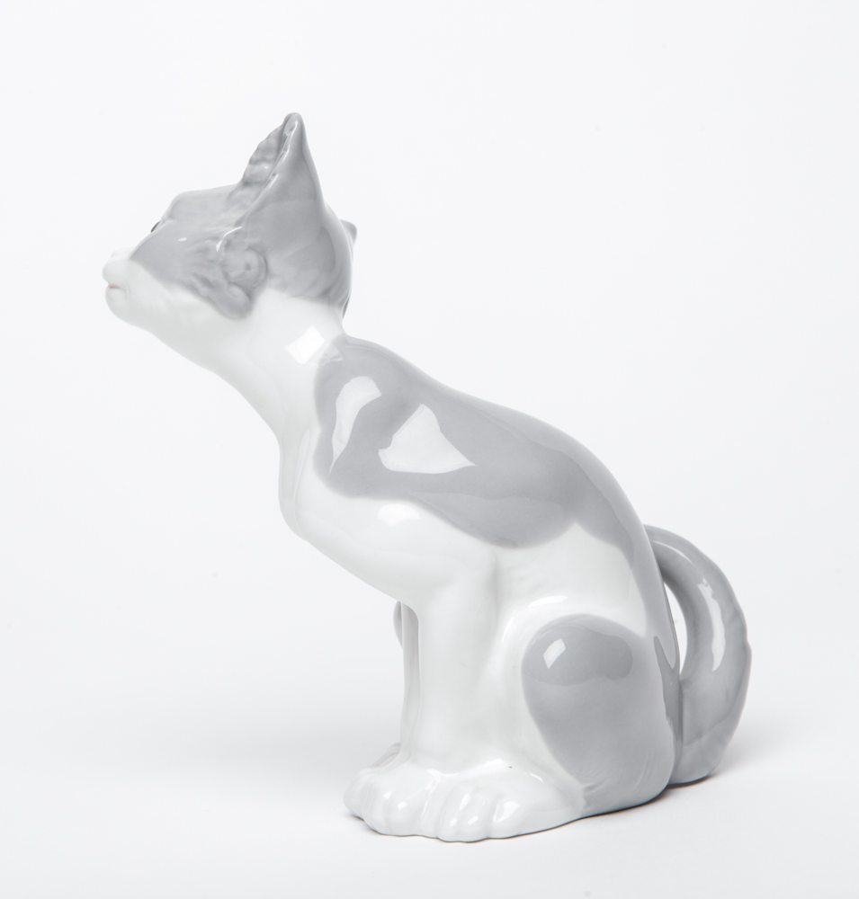 Lladro "Cat" Figurine