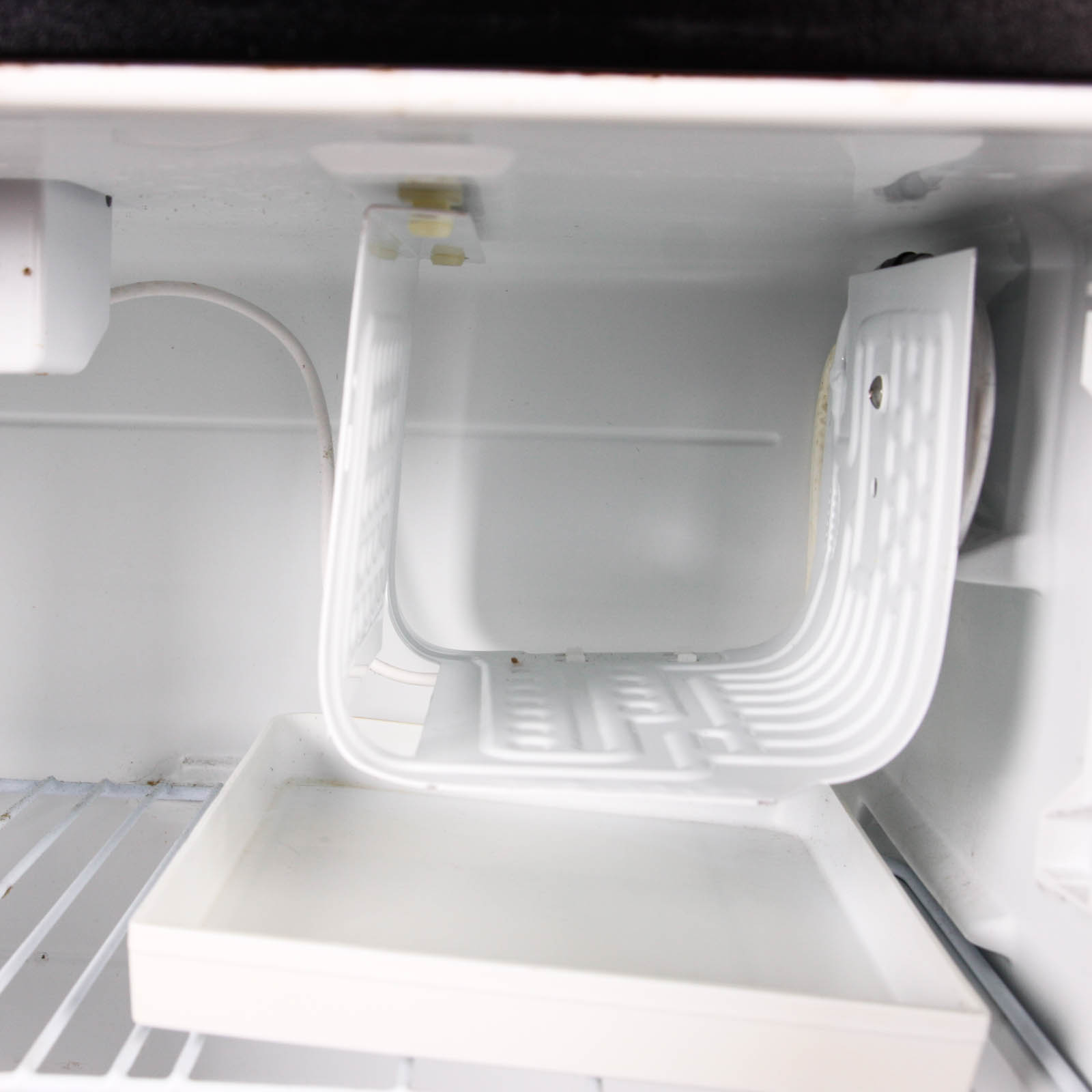 Sanyo Mini Refrigerator