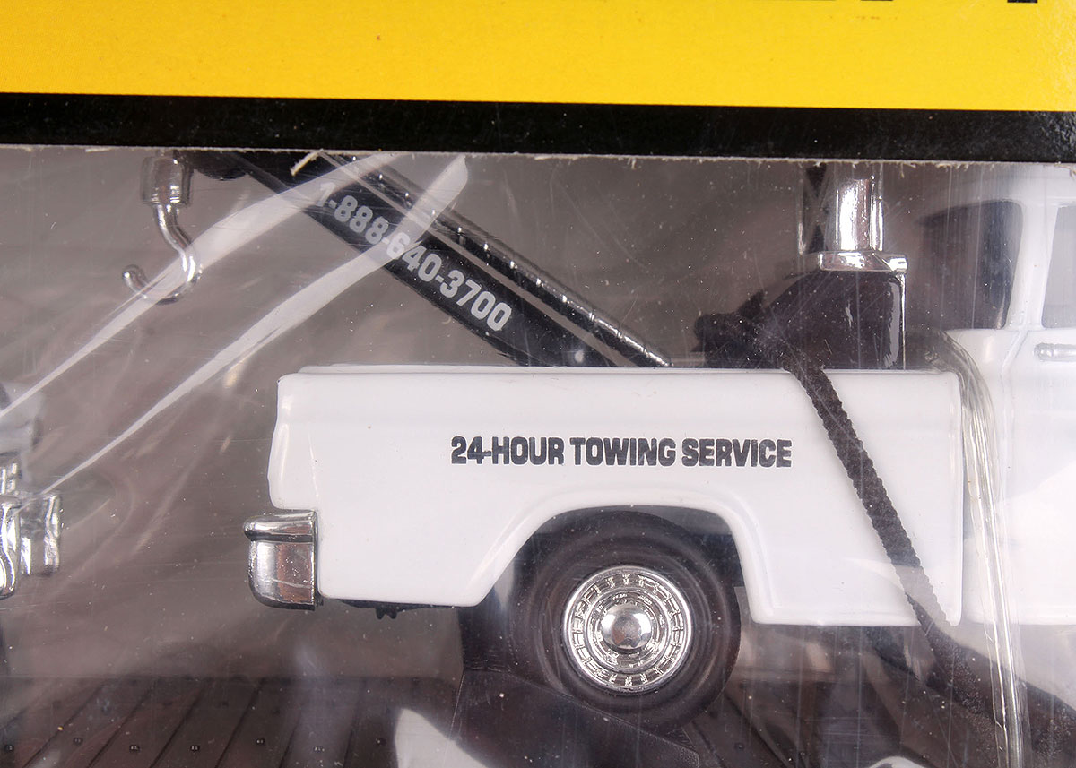 MTH Rail King Flat Cars with Classic Utility Vehicles