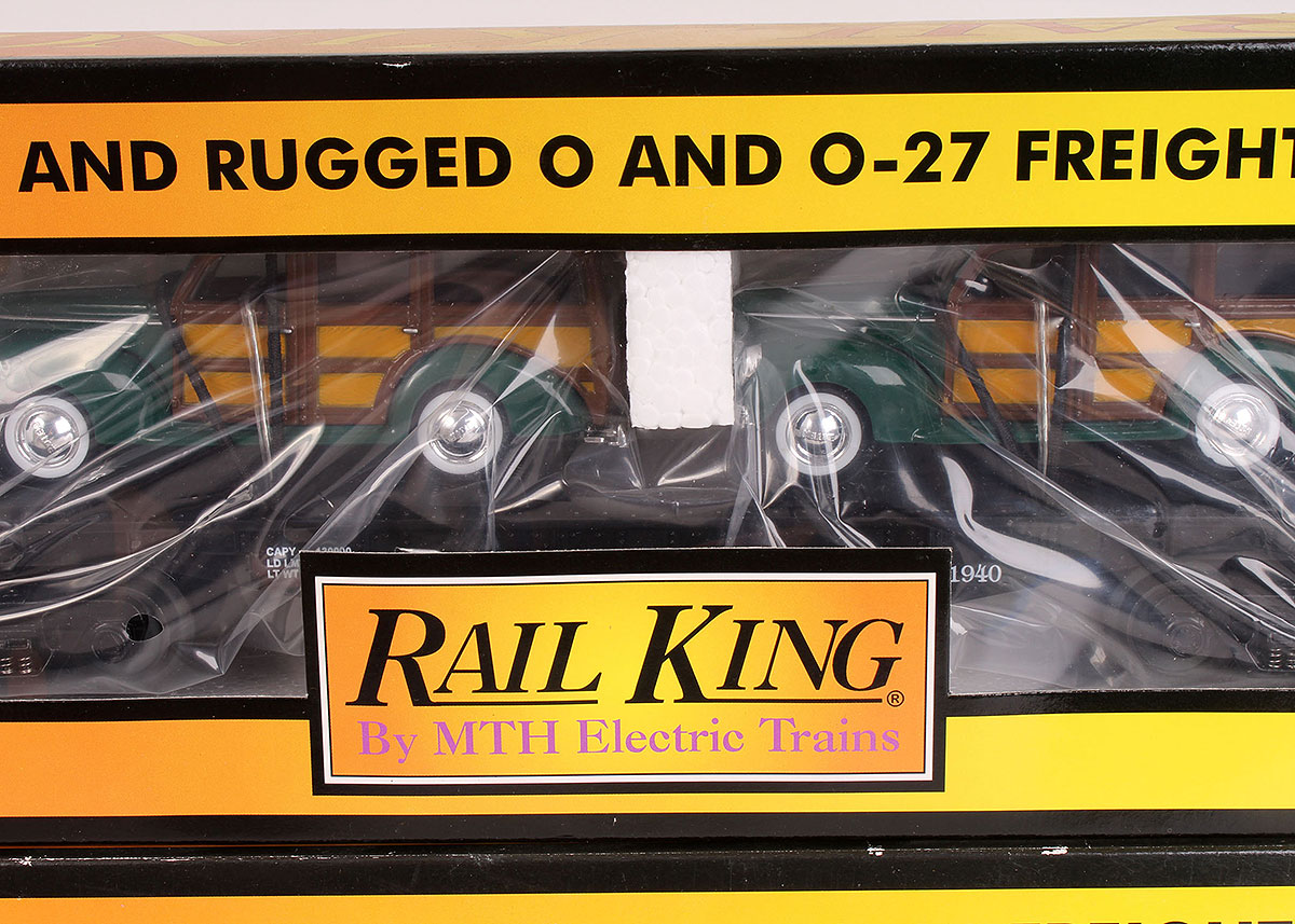 MTH Rail King Flat Cars with Classic Utility Vehicles