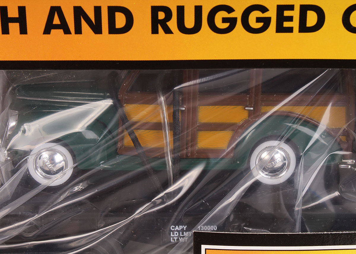 MTH Rail King Flat Cars with Classic Utility Vehicles