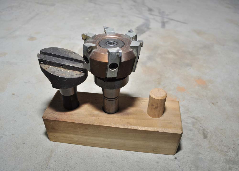 Wood Lathe Spindles, Chucks, Wood Turning Tools