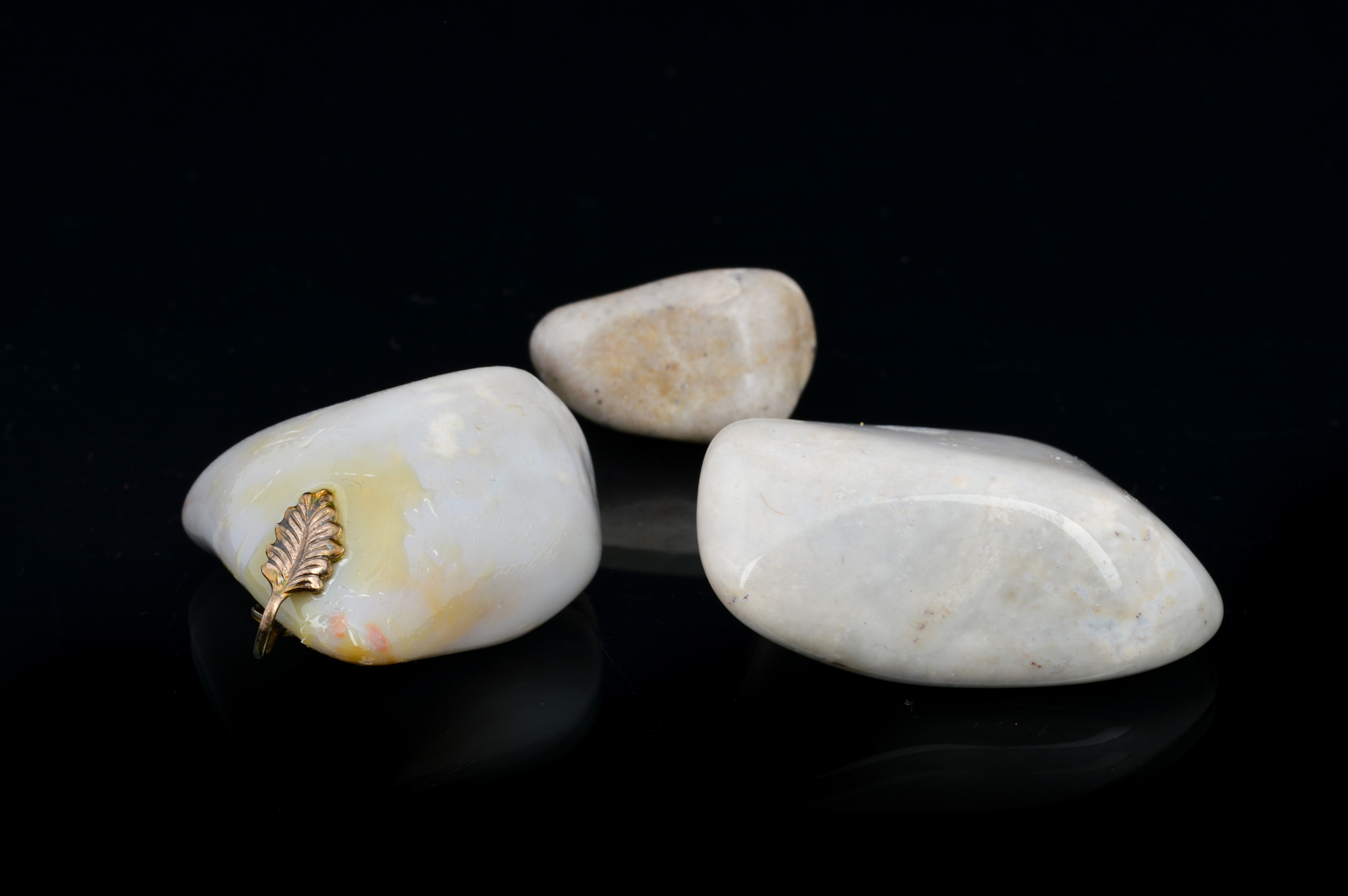 Tumbled and Polished Agate and Quartz Stones