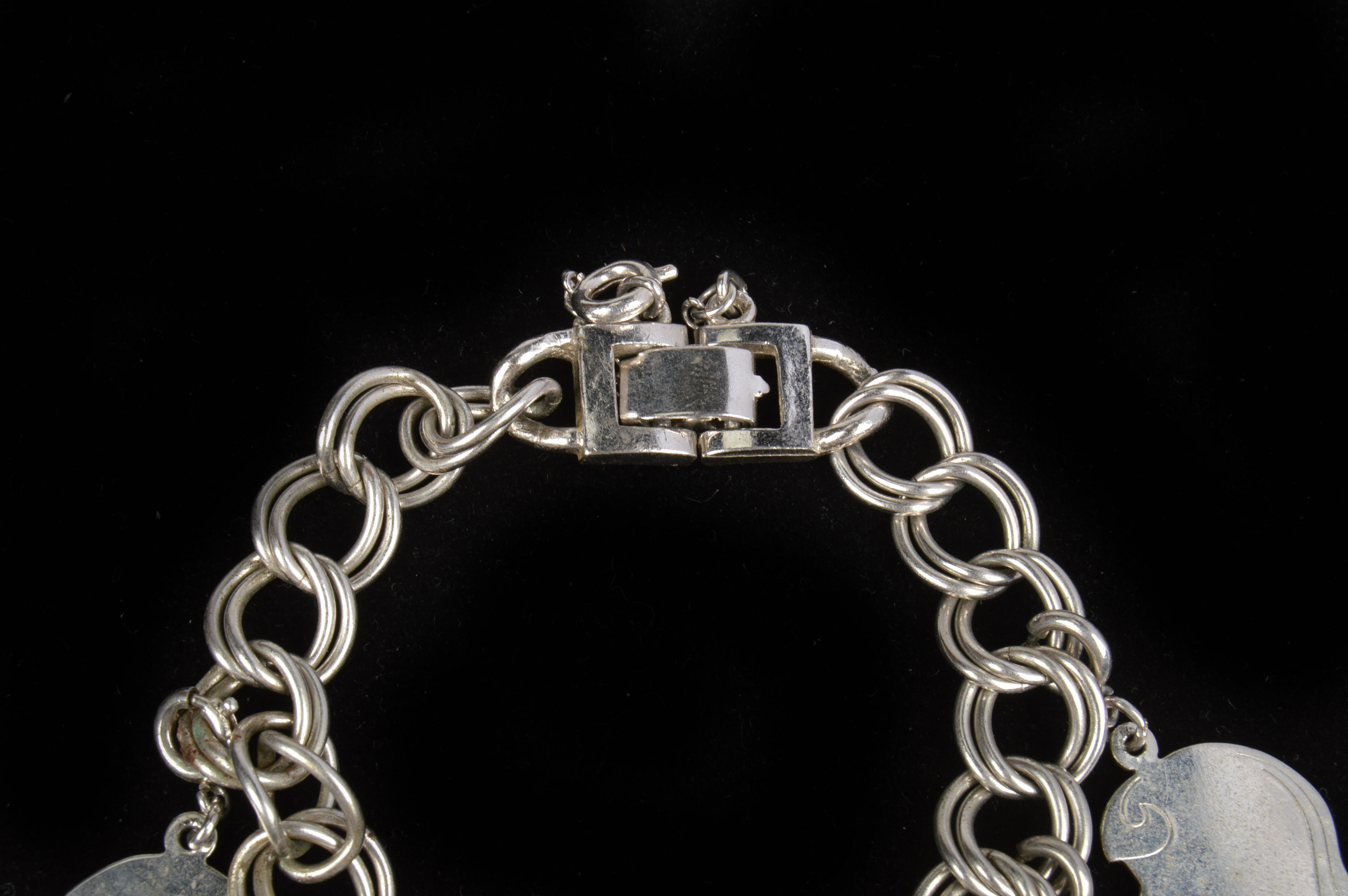 Vintage Cellini Electroplate Charm Bracelet