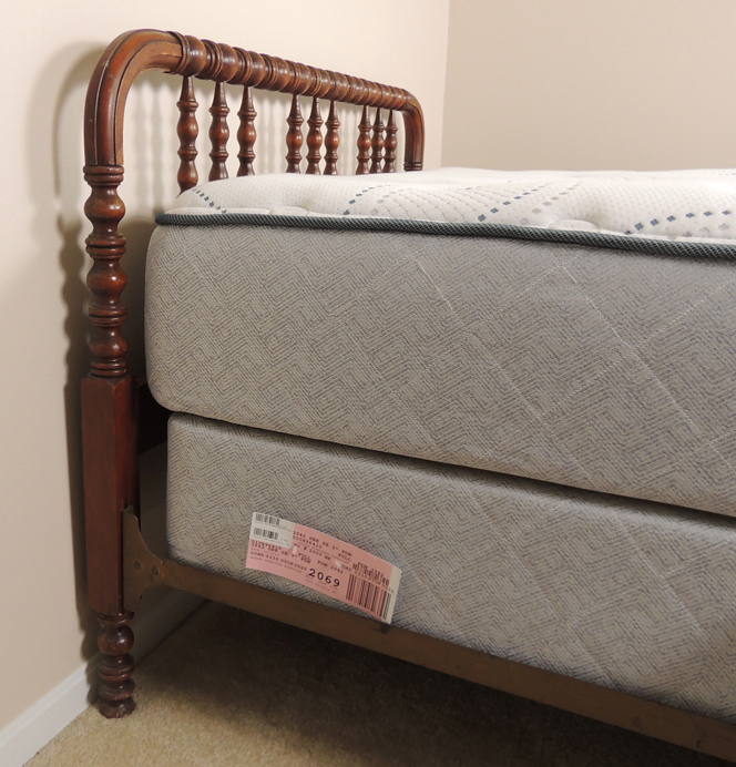 1940s Jenny Lind Spool Bed with Full Mattress and Boxspring