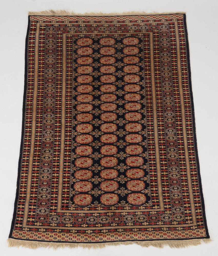 Turkmen Tekke Memling Gul Field Area Rug