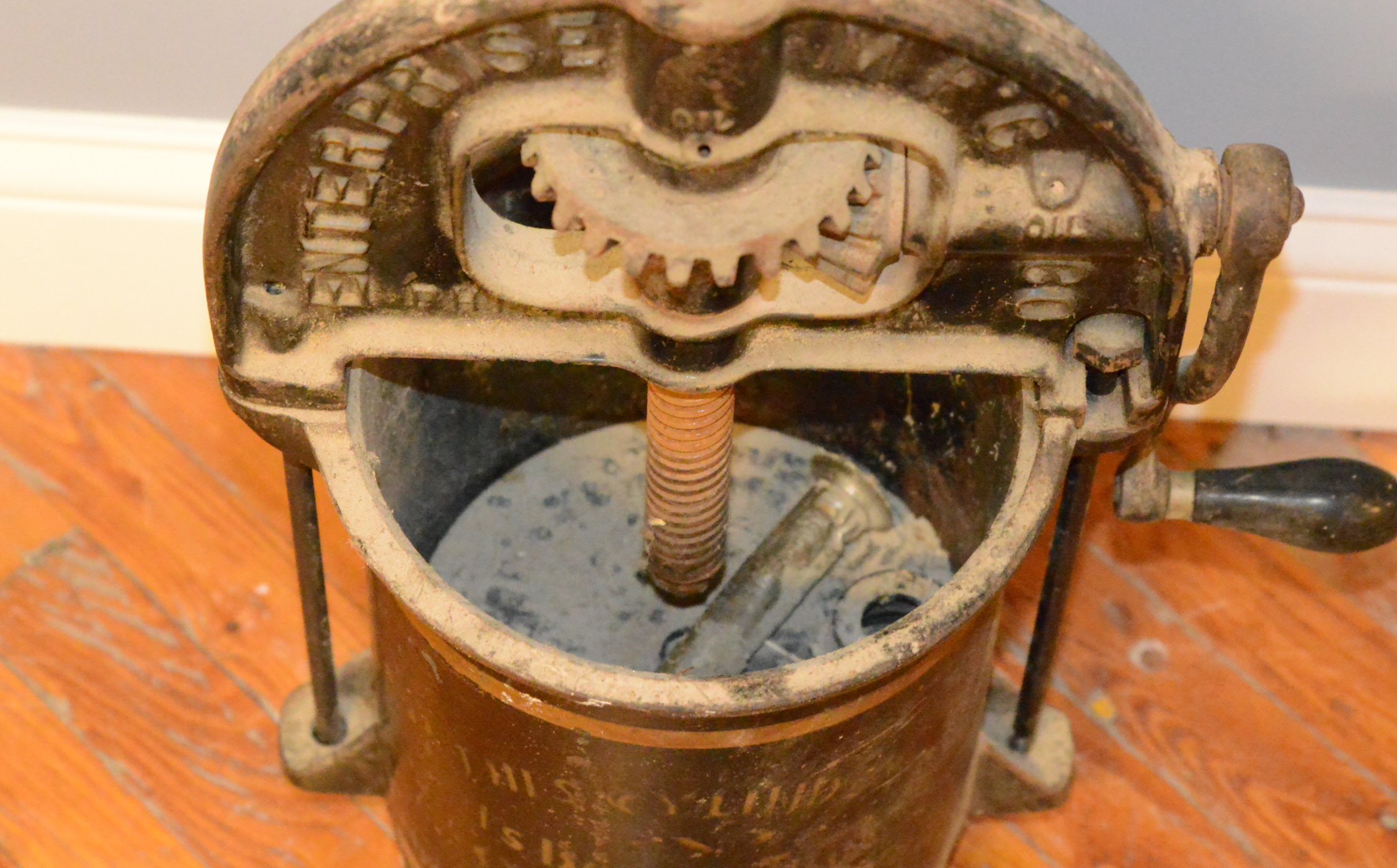 Antique Four Quart Cast Iron Enterprise Fruit Press