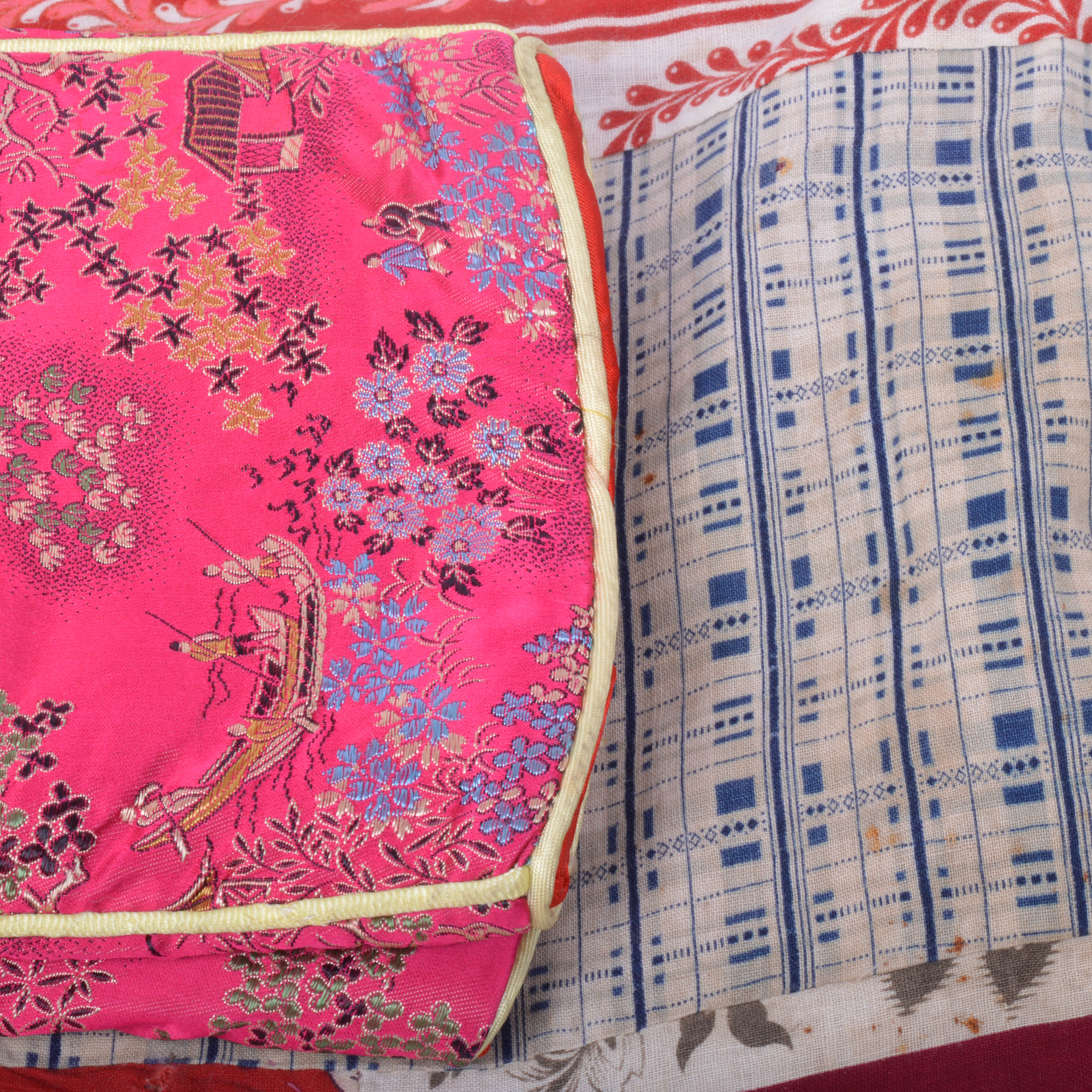 Collection of Kitchen Linens