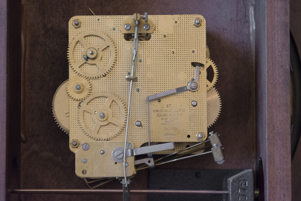 Howard Miller Regulator Schoolhouse Wall Clock