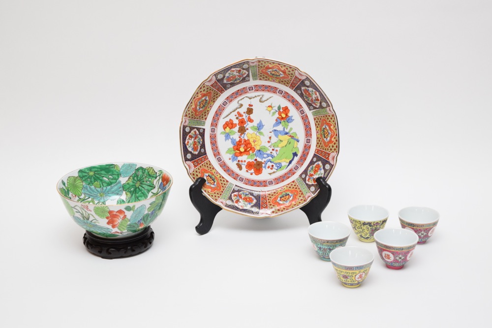 Pair of Asian Inspired Porcelain Bowls and Four Sake Cups