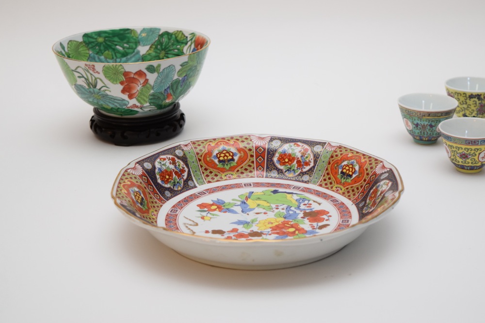 Pair of Asian Inspired Porcelain Bowls and Four Sake Cups