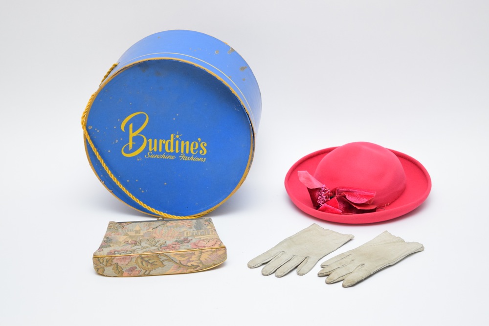 Vintage Garay Handbag, White Leather Gloves and Hat in Vintage Burdine's Box
