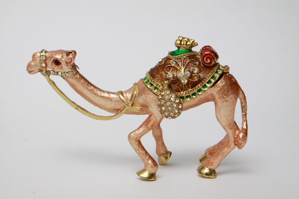 Oil Wick Coffee Pot, Camel Trinket Boxes, and Novelty Rug Coasters