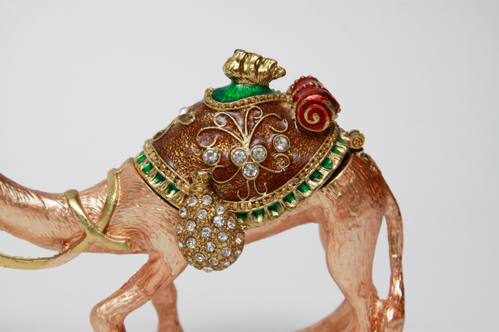 Oil Wick Coffee Pot, Camel Trinket Boxes, and Novelty Rug Coasters