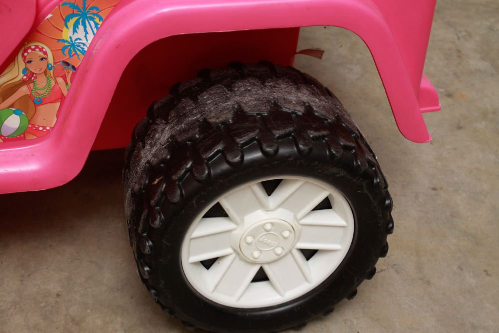 Power Wheels Barbie Wrangler and Disney Princess Child's Chairs