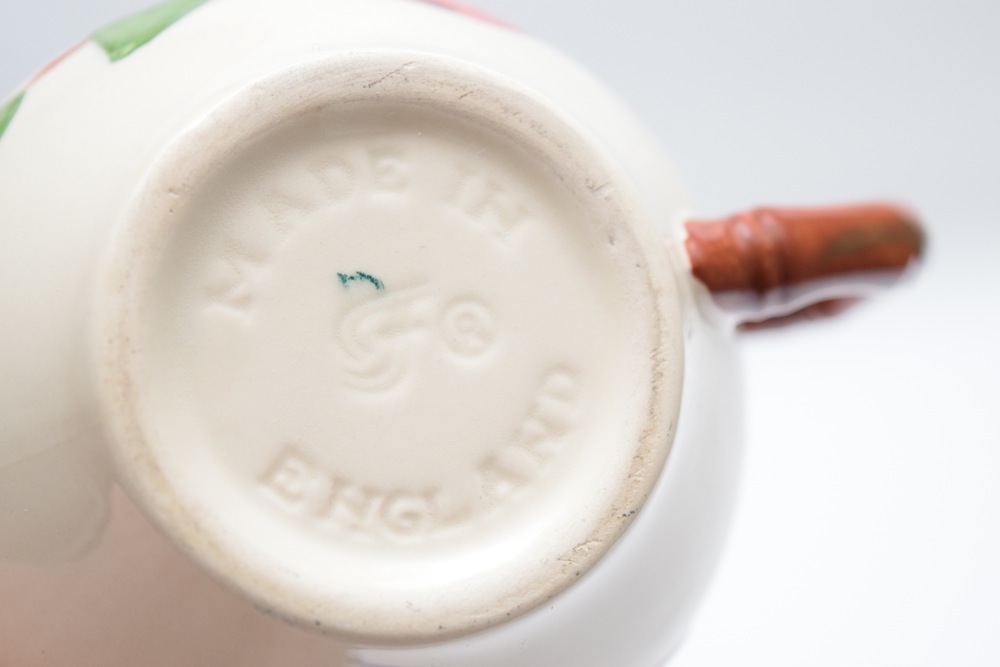 Franciscan Earthenware Creamer and Sugar Bowl