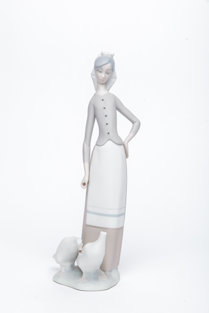 Lladro "Girl with Geese" Figurine