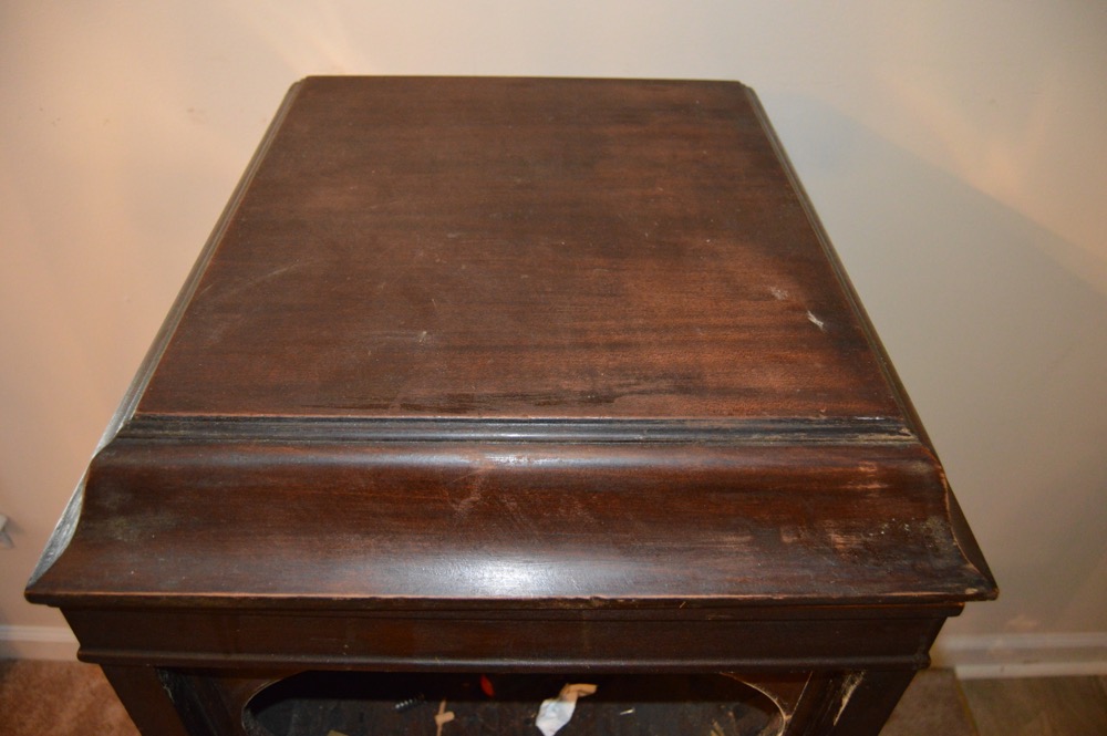 Brunswick Phonograph Model 200 Wood Case