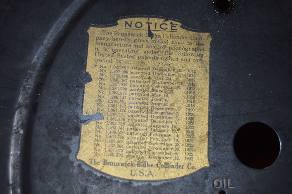 Brunswick Phonograph Model 200 Wood Case