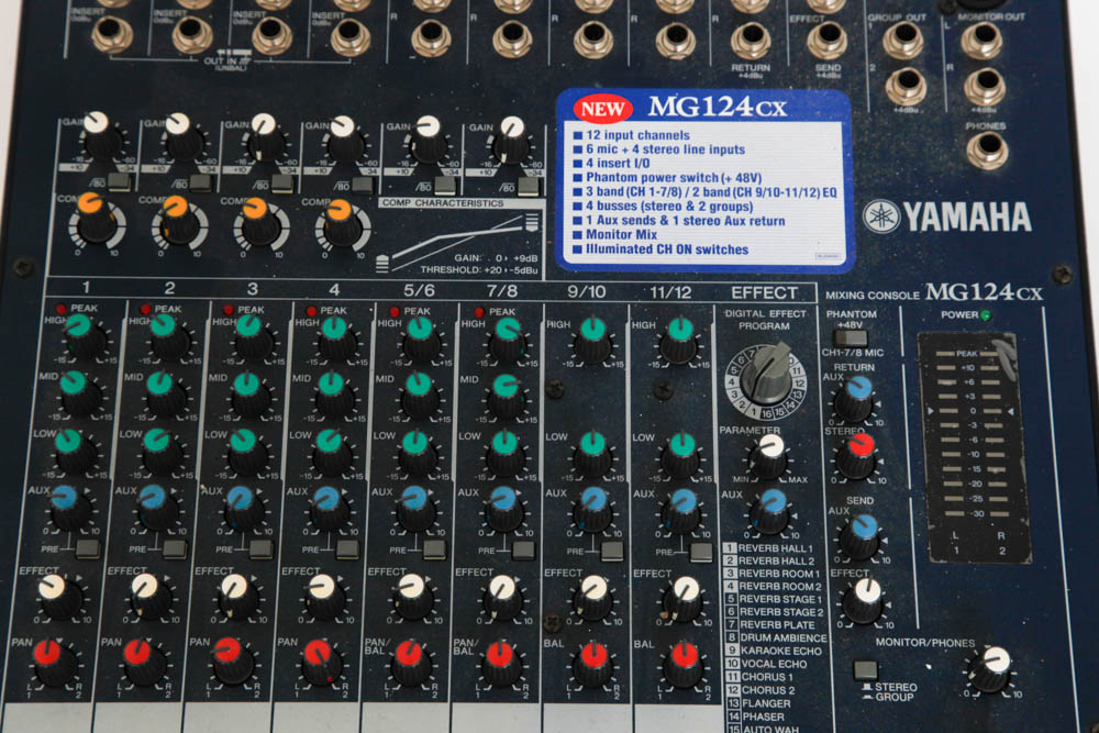 Yamaha Sound Mixing Console