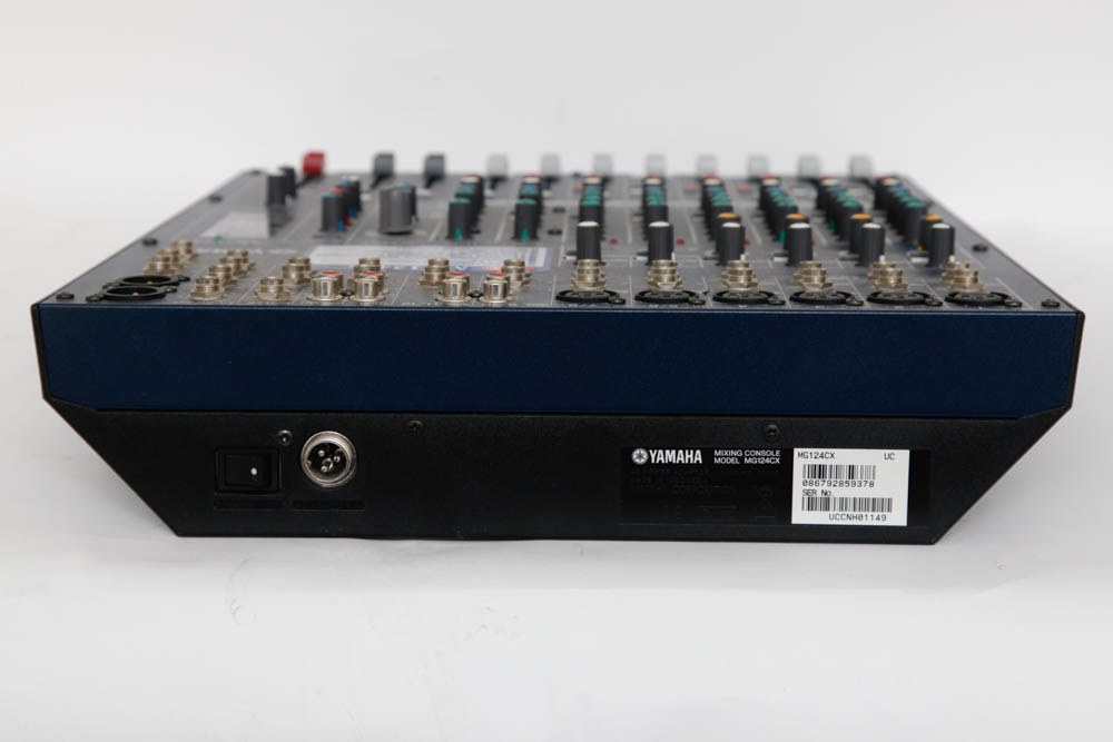 Yamaha Sound Mixing Console