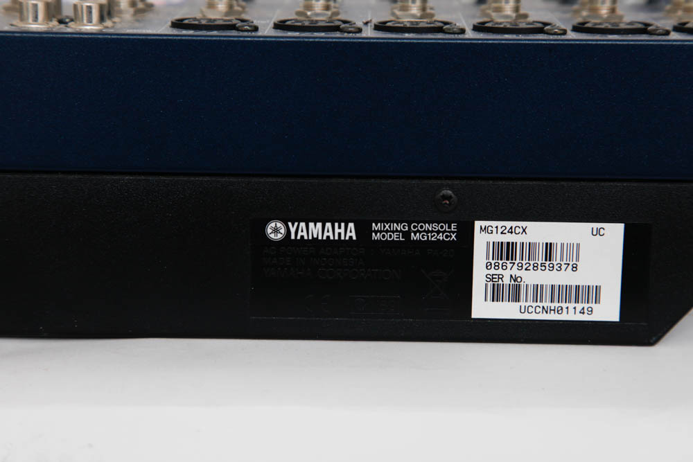 Yamaha Sound Mixing Console