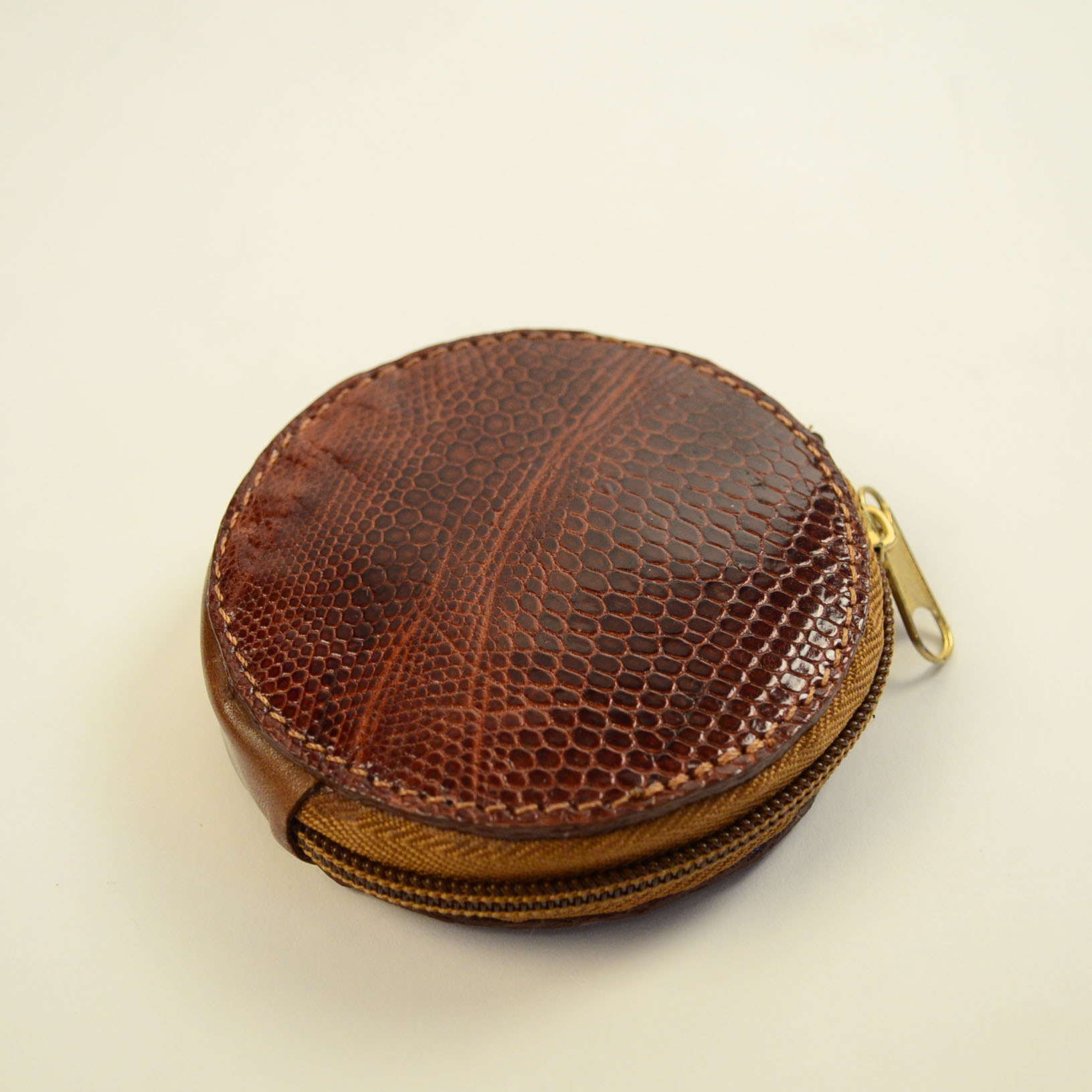 Lizard Handbag in Brick Red