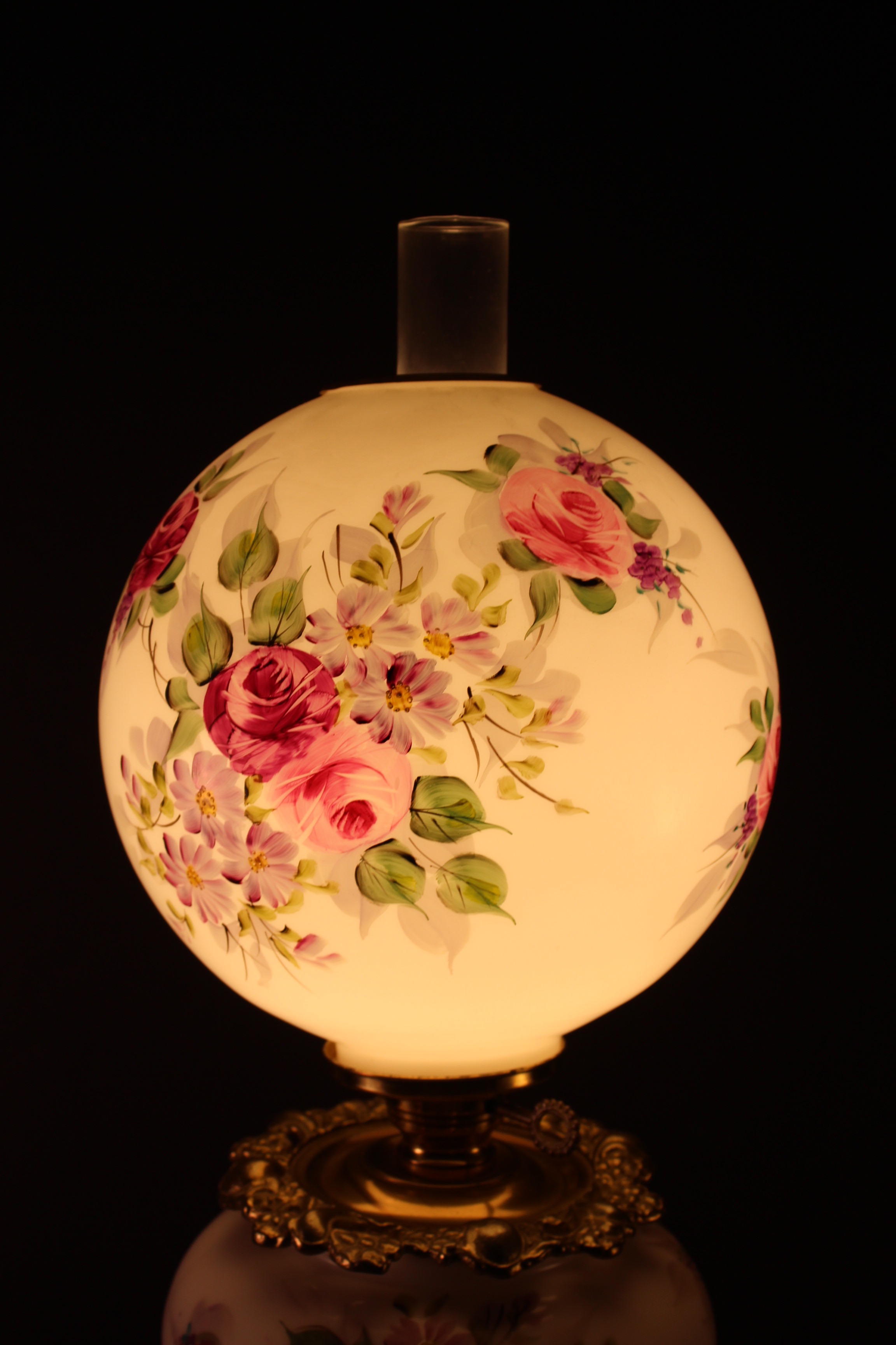 L.G. Wright Glass Co. Vintage Parlor Lamp