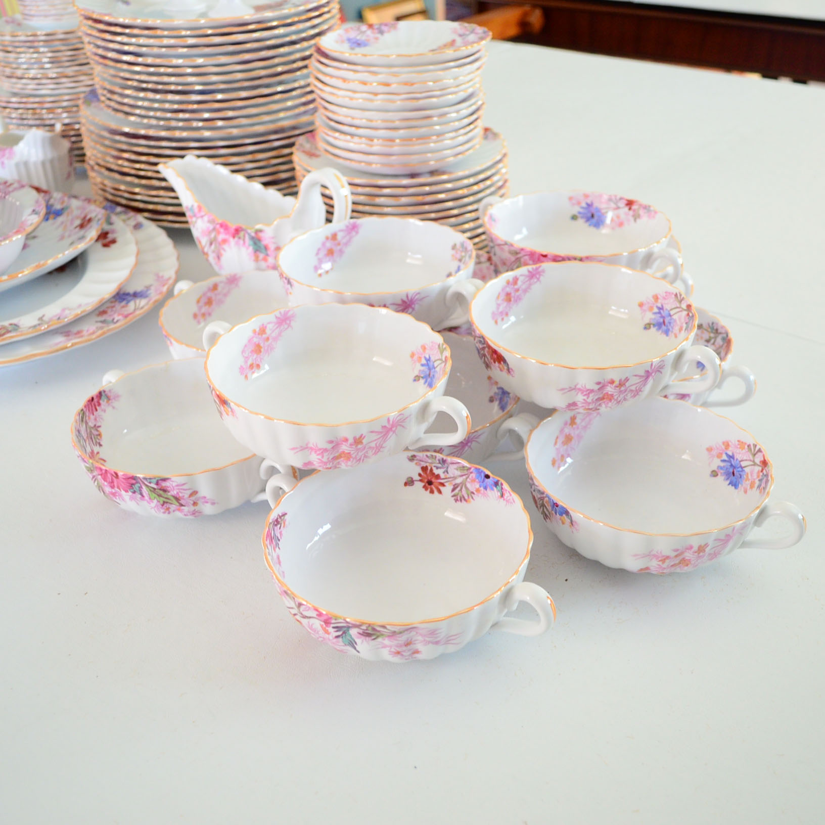 Spode China Tableware in "Chelsea Garden"