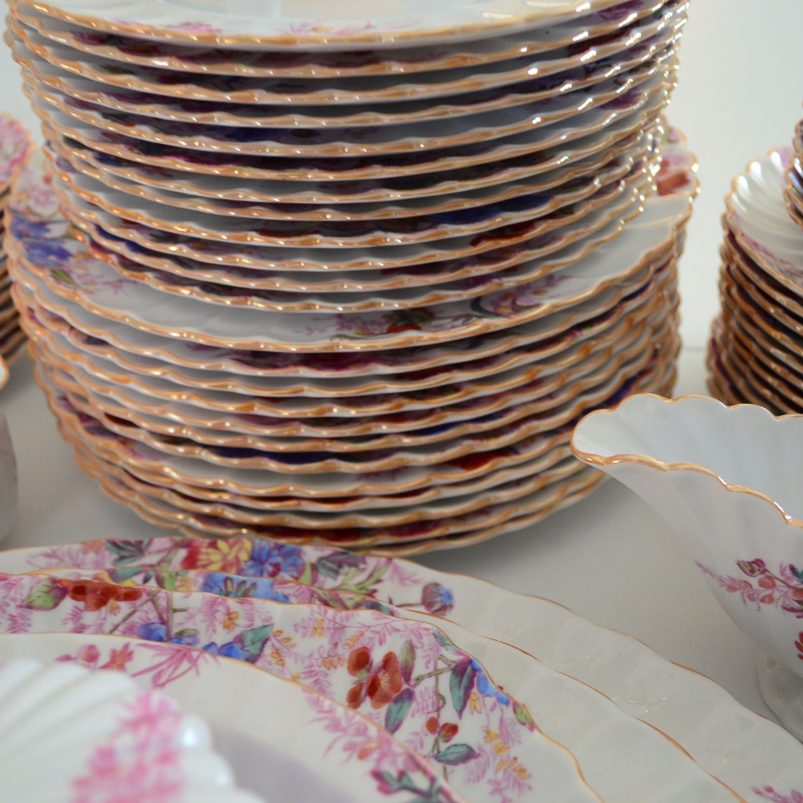 Spode China Tableware in "Chelsea Garden"