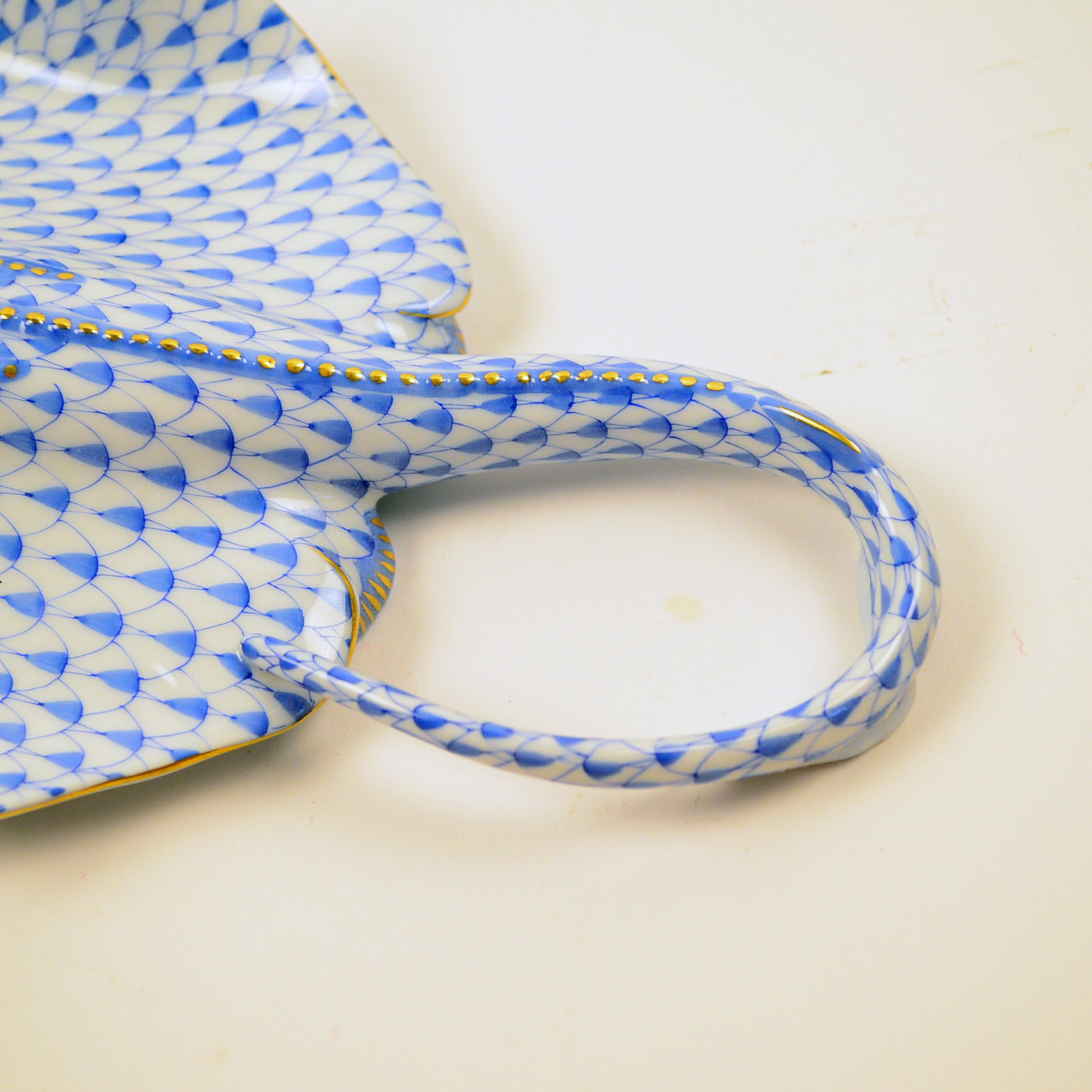 Herend Hand-Painted Porcelain Sting Ray Figurine