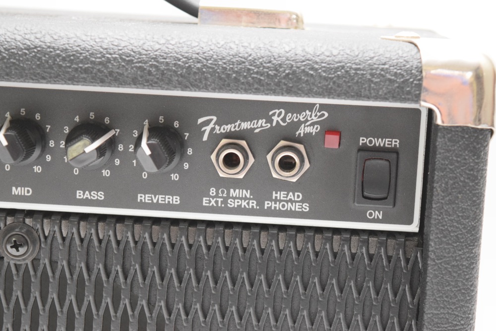 Fender Frontman Reverb Amp and Two Microphone Stands