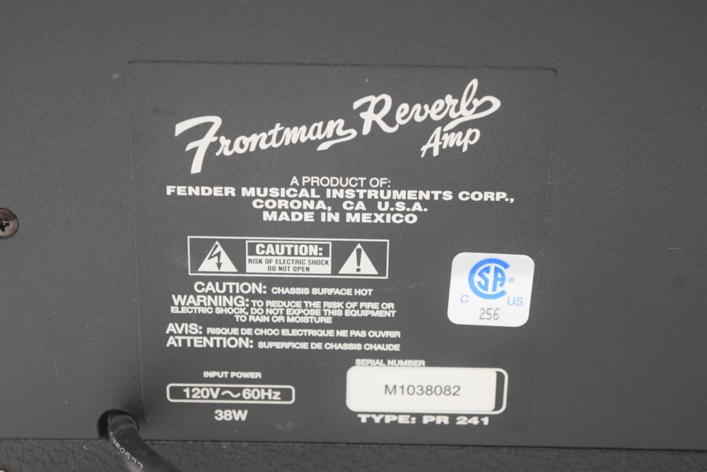 Fender Frontman Reverb Amp and Two Microphone Stands