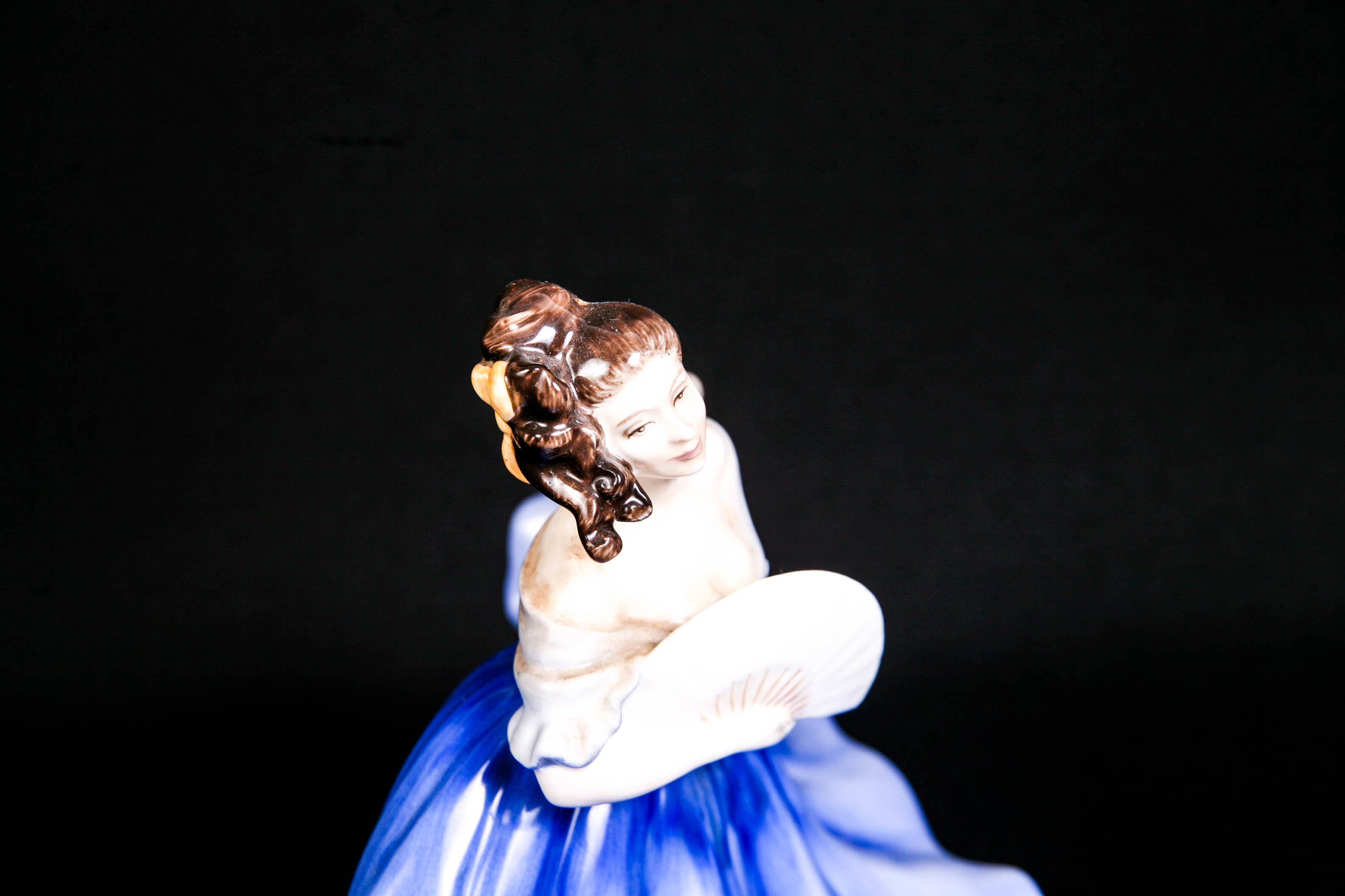 Royal Doulton Figurine "Elaine"