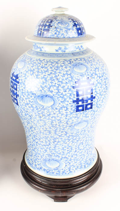 Grouping of Chinese Blue and White Vases.