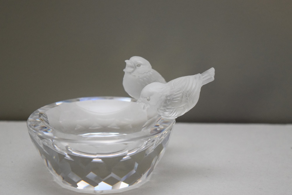 Retired Swarovski Crystal Songbirds at Bird Bath Figurine