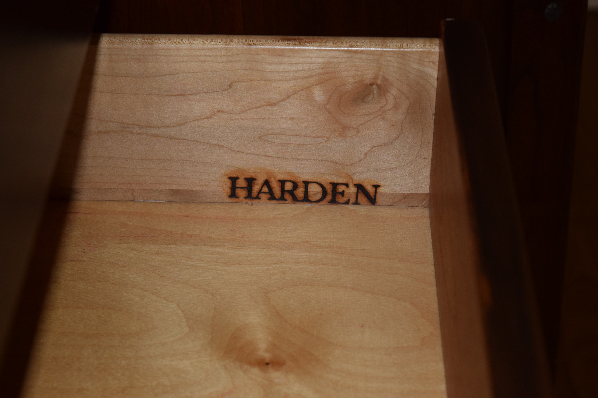 Harden Furniture Co. Dining Room Breakfront China Cabinet