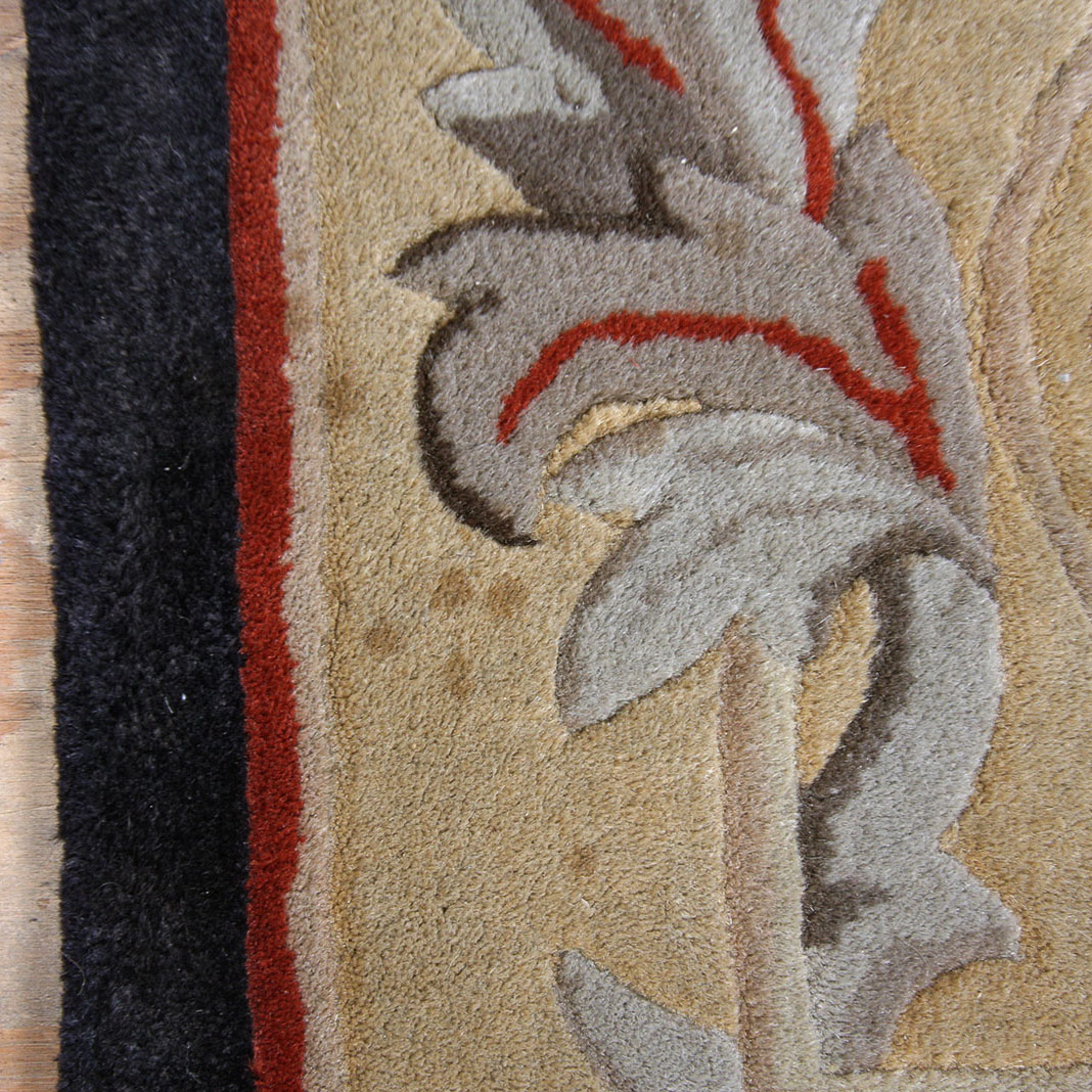 Black Fleur De Lis Classical Style Accent Rug