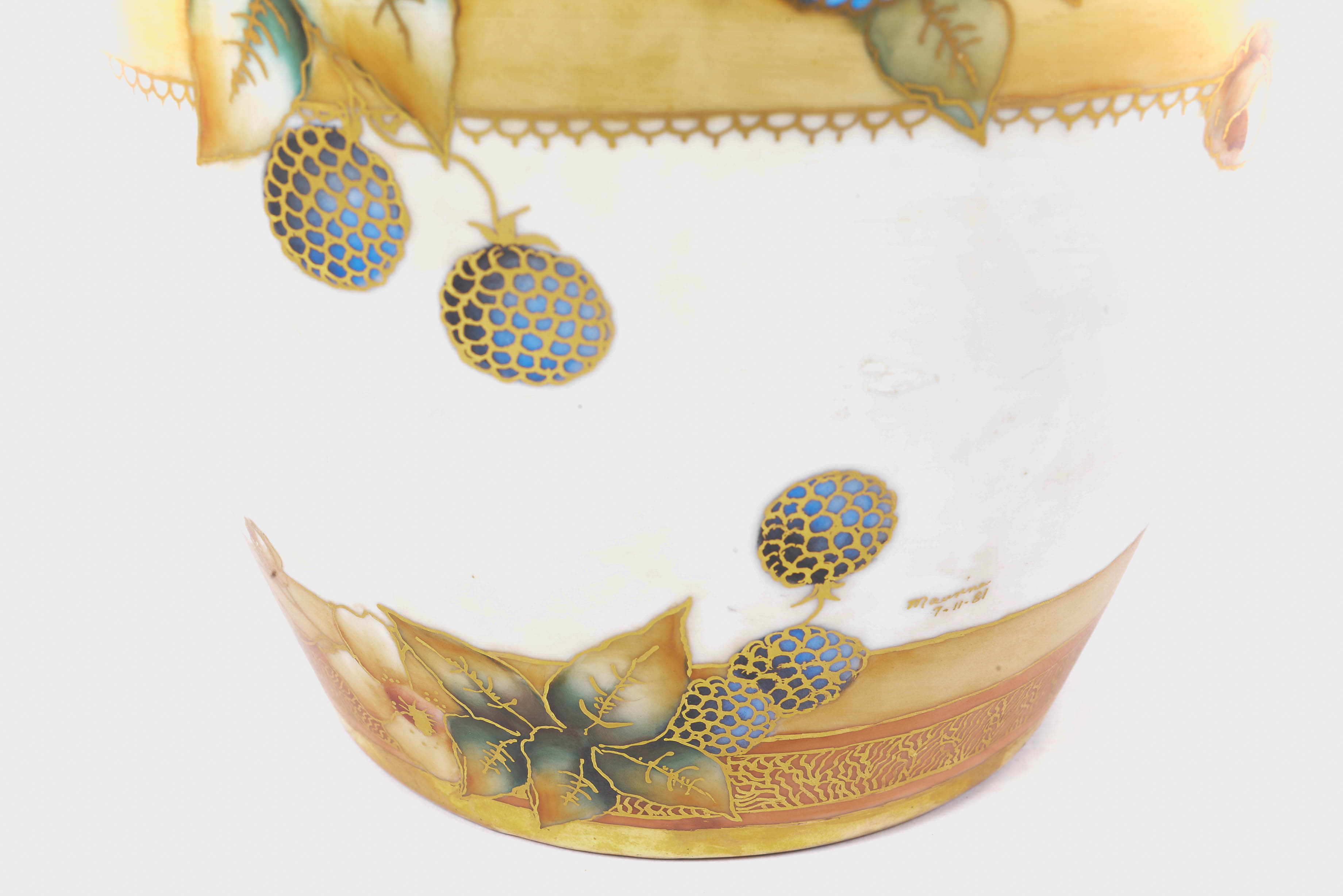Kaiser Hand Painted Gold Gilt AOG Jar with a Capped Dome Lid from West Germany