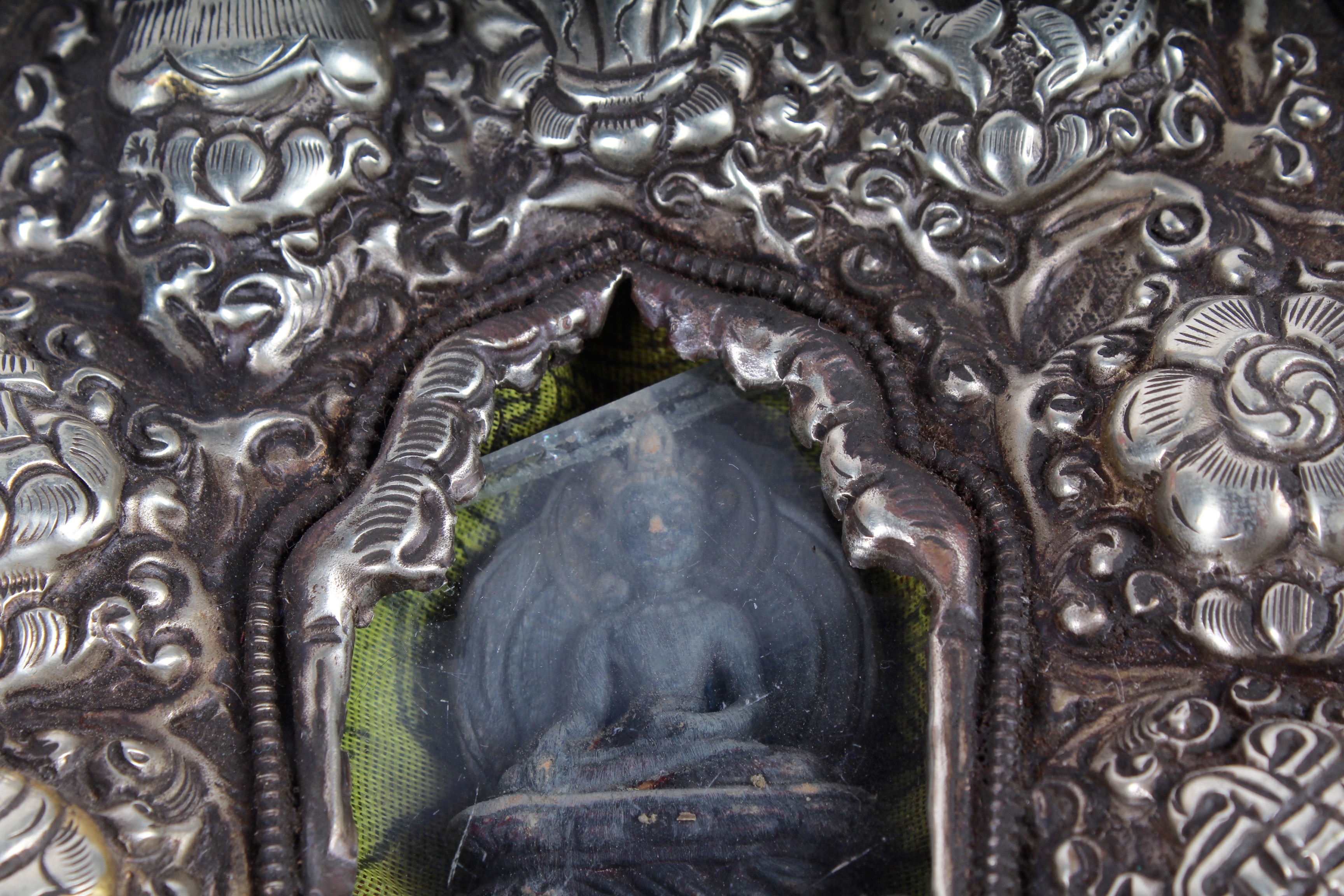 Tibetan Buddhist Prayer Box