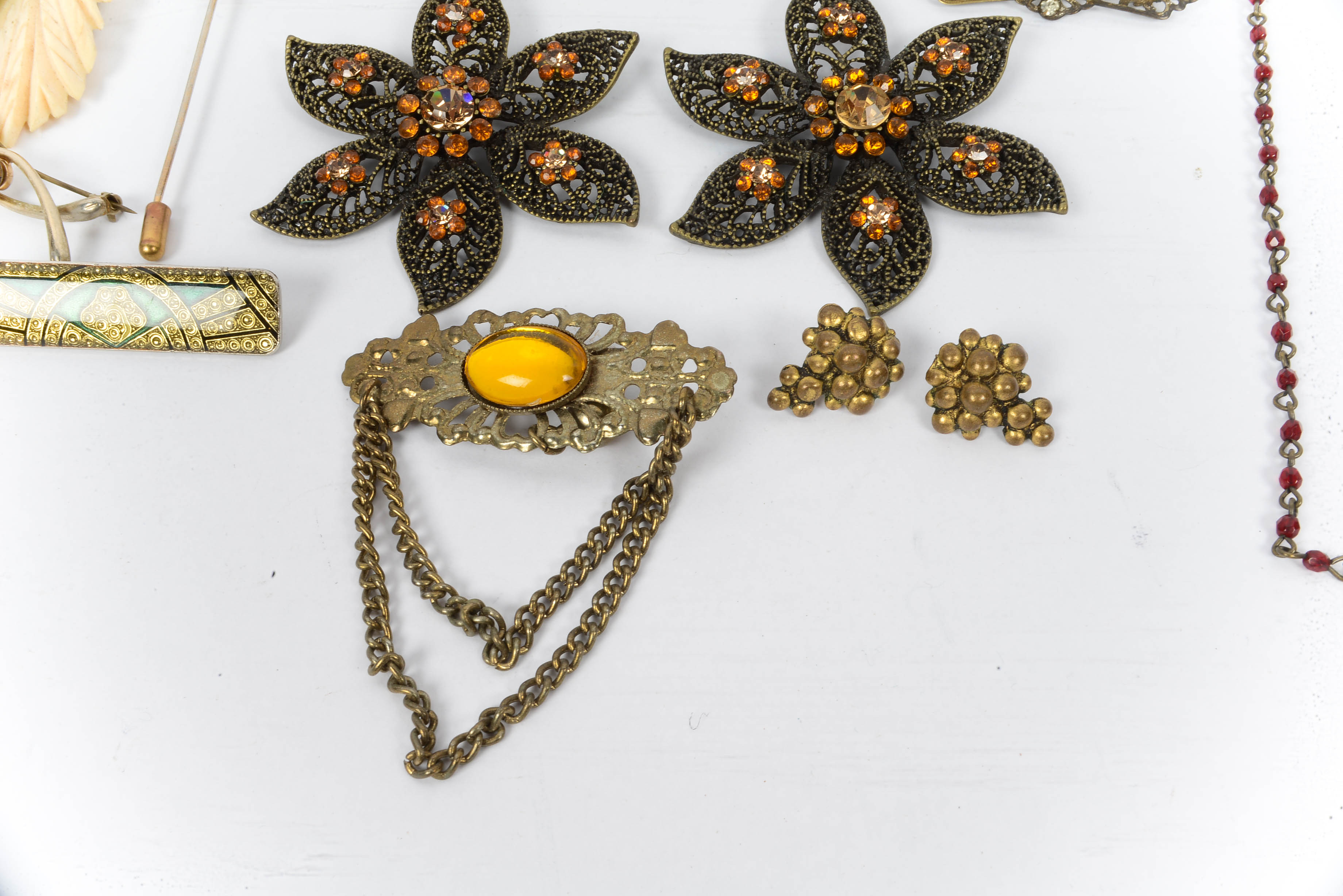 Victorian, Art Deco and Art Noveau Style Jewelry Grouping