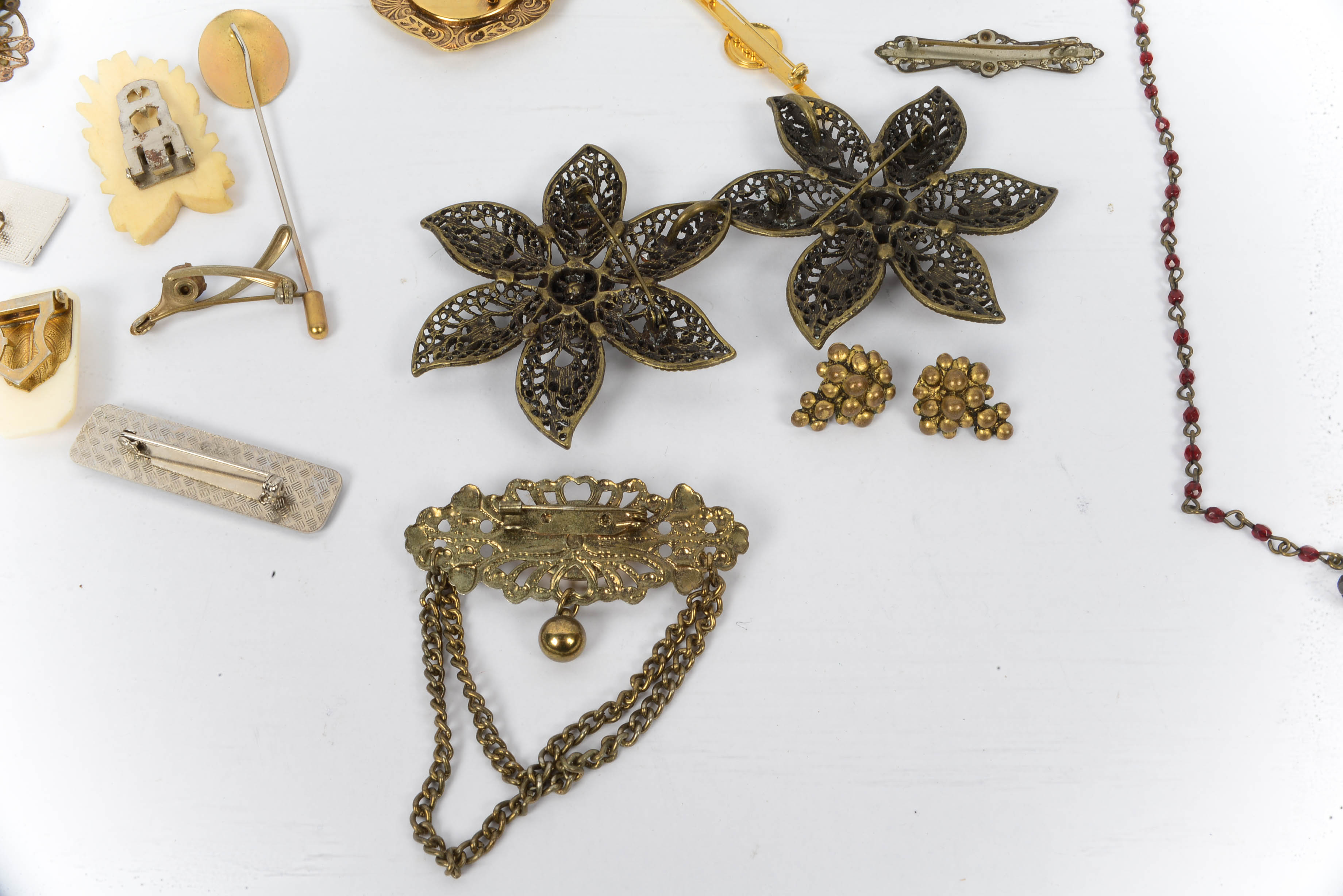 Victorian, Art Deco and Art Noveau Style Jewelry Grouping